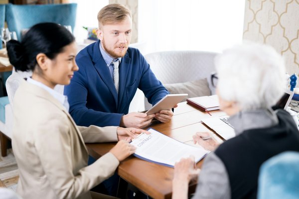 Choisir mutuelle senior : astuces pour un choix serein et adapté